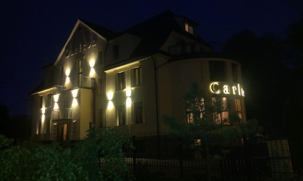Carlton